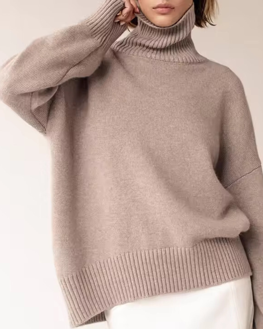 Lesley – Oversized Turtleneck Sweater