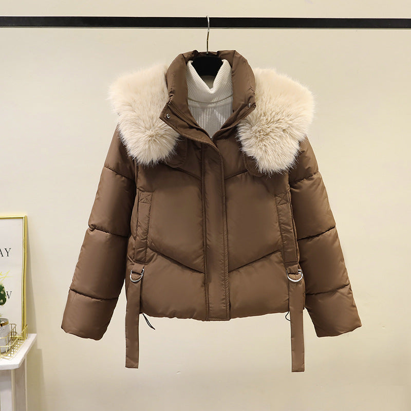 Women’s short quilted jacket with a voluminous faux-fur collar and waist belt