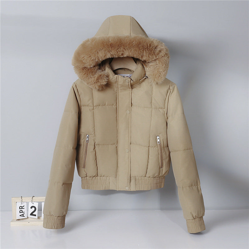Women's short padded hooded jacket with faux-fur collar