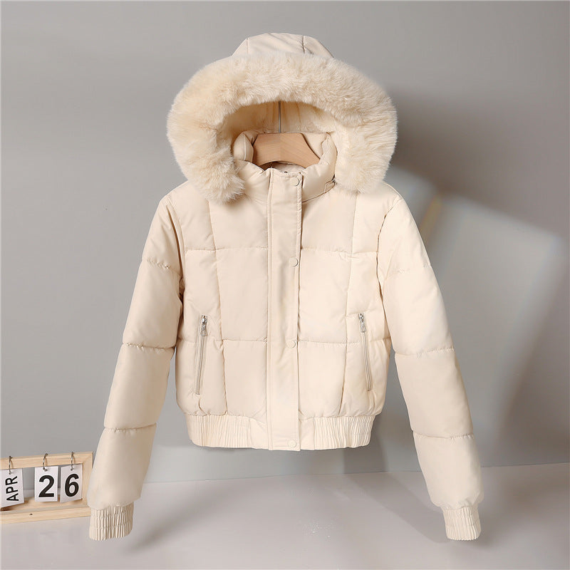 Women's short padded hooded jacket with faux-fur collar