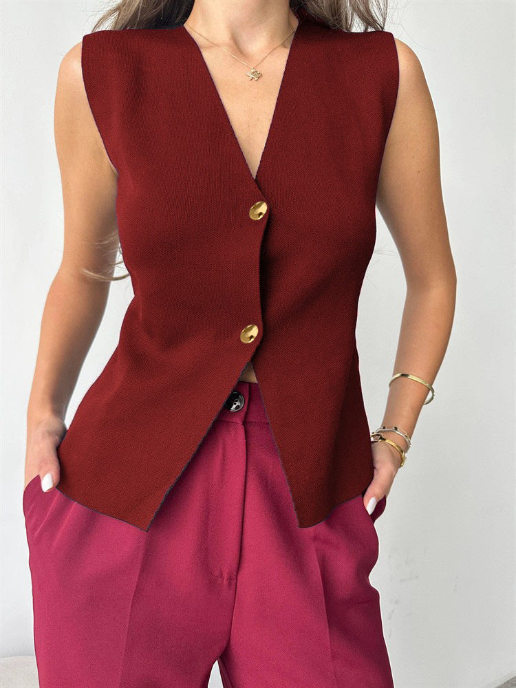 Grier – Sleeveless Button Peplum Top