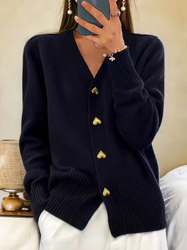 Elena | Cardigan with heart-shaped buttons